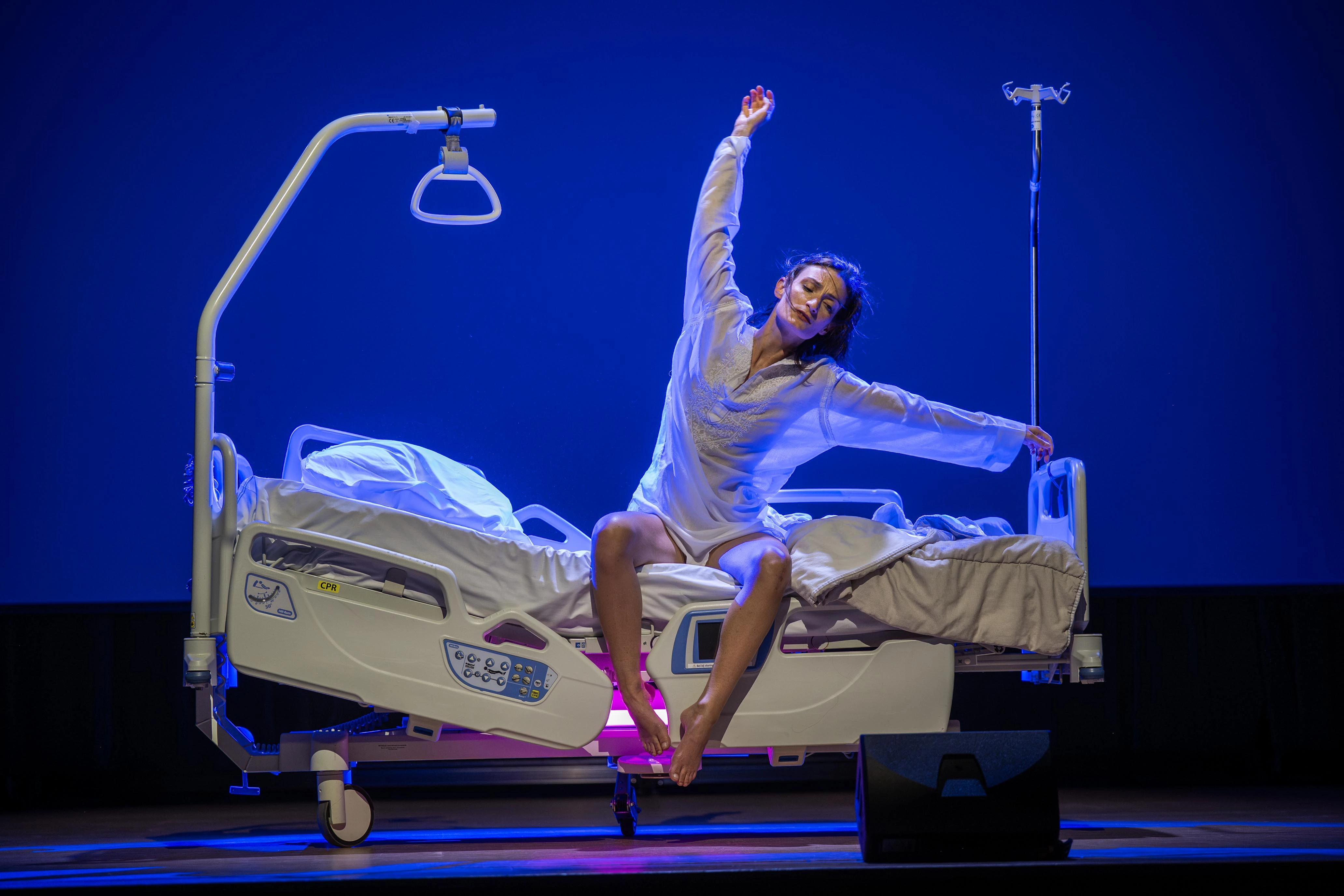 Danser op ziekenhuisbed